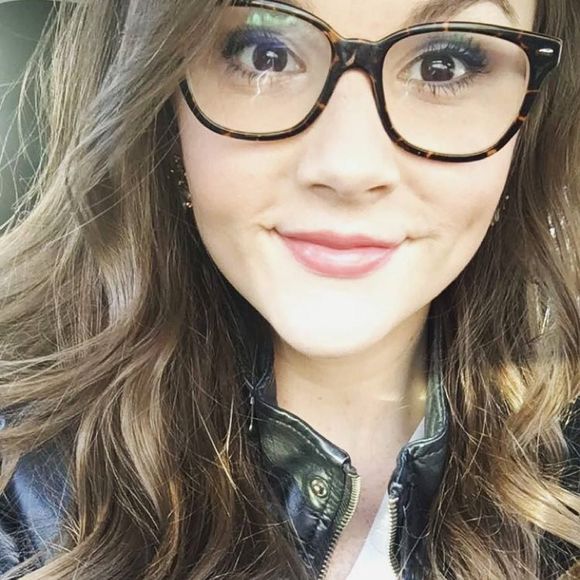 Meet your Posher, Breannah - Picture 1 of 1